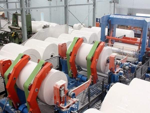 Máy sản xuất giấy vệ sinh