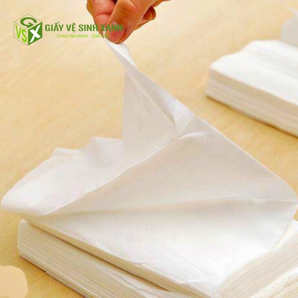 %giấy vệ sinh xanh%