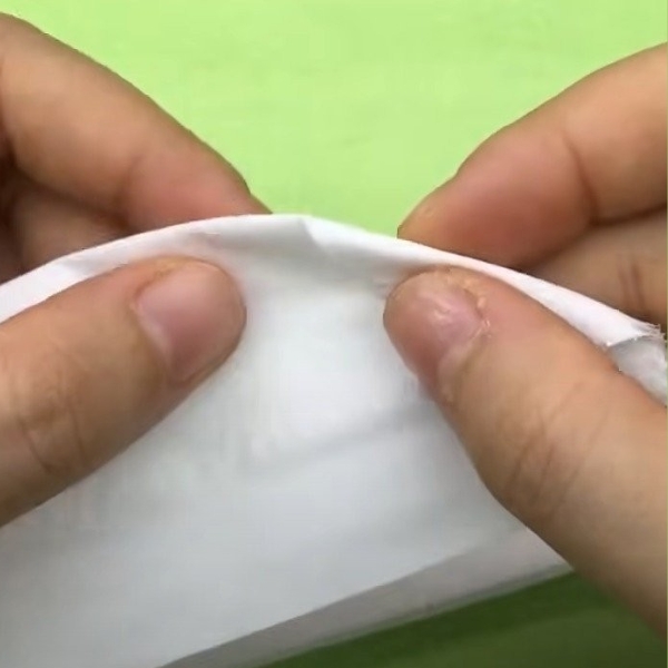 %giấy vệ sinh xanh%