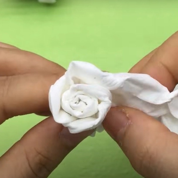 %giấy vệ sinh xanh%